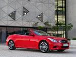 Infiniti G37 Convertible 2012 года (ZA)